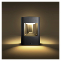 Lucande Podstavné světlo Pirron LED, výška 20 cm, trojúhelníkový tvar, hliník