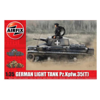 Classic Kit tank A1362 - German Light Tank Pz.Kpfw.35 (t) (1:35)