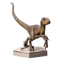 Soška Iron Studios Jurassic Park Icons - Velociraptor (Version B)