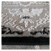 Elegantný koberec čiernej farby vo vintage štýle