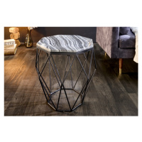 Estila Moderní příruční stolek Diamond Marble s mramorovou vrchní deskou a černou kovovou podsta
