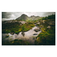 Fotografie View on lake and mountains near, alexkotlov, 40 × 26.7 cm