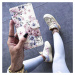 Knížkový obal na Samsung Galaxy A35 5G Tech-Protect Wallet Blossom Flower