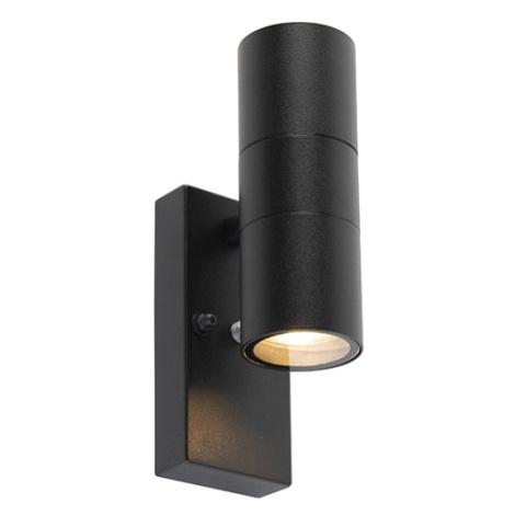 Venkovní nástěnná lampa černá se senzorem světlo-tma IP44 - Duo QAZQA