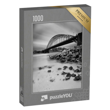 puzzle „Most přes řeku Waal, Holandsko“