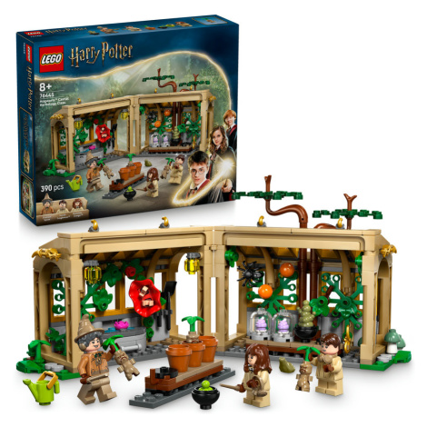 LEGO LEGO® Harry Potter™ Bradavický hrad: Hodina bylinkářství 76445