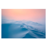 Fotografie Snow covered desert sand dunes at sunset in winter, Xuanyu Han, 40 × 26.7 cm