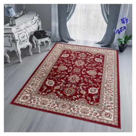 Vintage koberec v červené barvě