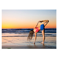 Fotografie Yoga Pose at the Beach, becon, 40x30 cm