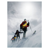 Umělecká fotografie Mountain climbers walking through blizzard, linked, David Trood, (30 x 40 cm