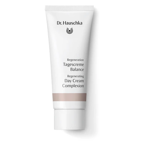 Dr.Hauschka Regenerační denní pleťový krém tónovací 40 ml