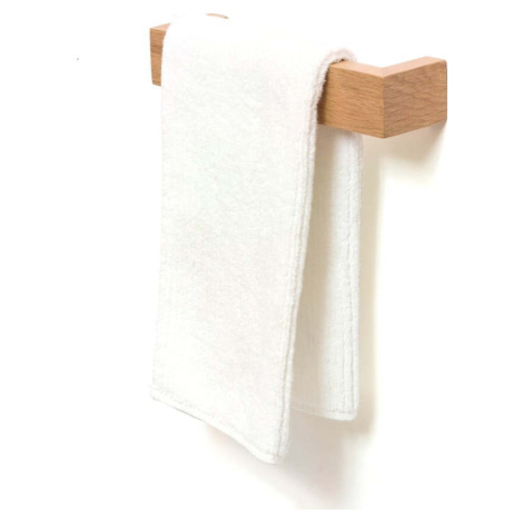 Dřevěné držáky na ručníky